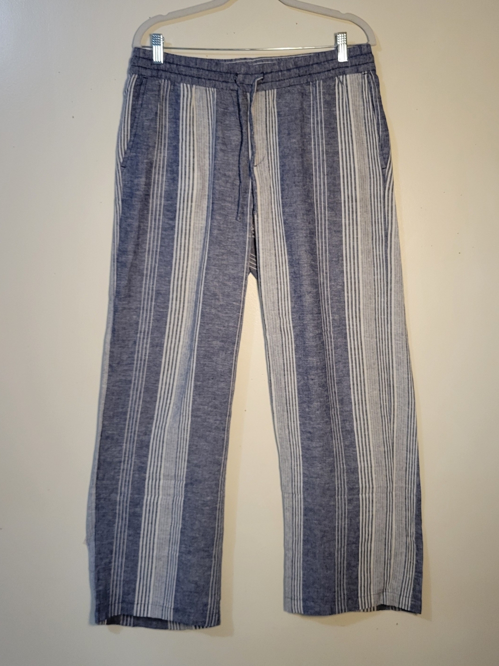 Old Navy (Women's M) Linen Blend Blue and White Striped Casual Drawstring Pants
